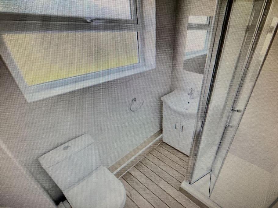 Ocean Breeze, Gower Holiday Village. Allows Dogs Swansea Eksteriør billede